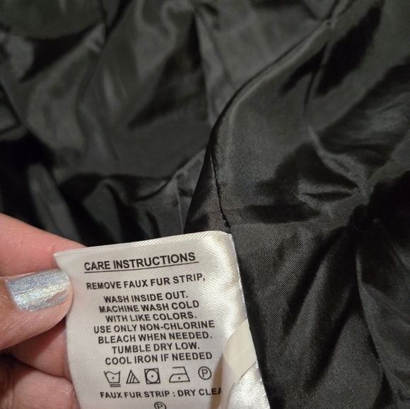 3/4 Length Coat - Picture 8 of 9